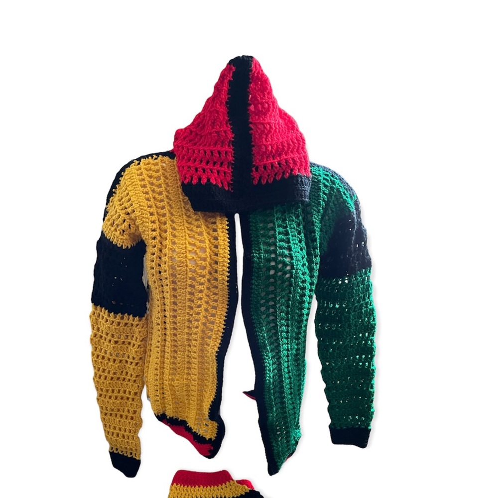 Medium size open sweater